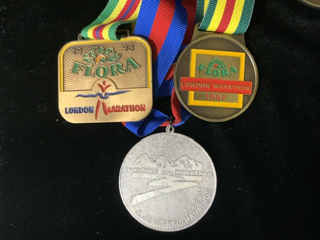 QUANTITY OF MARATHON RUN MEDALS LONDON AND MORE - Bild 2 aus 5