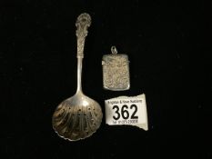 VICTORIAN HALLMARKED SILVER STRAINER SPOON/SUGAR SIFTER, DATED 1895 BY JAMES DEAKIN & SONS,13CM