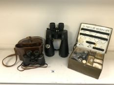 MIXED ITEMS INCLUDES TWO PAIRS OF BINOCULARS NATIONAL GEOGRAPHIC, ROSS AND A MICROSCOPE
