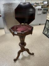 VICTORIAN INLAID WALNUT GAMES/SEWING TABLE ON A TRIPOD BASE 70 X 45CM