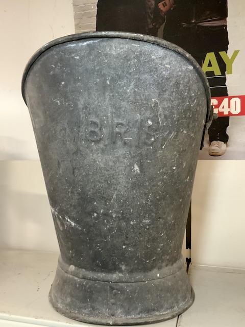 GALVANISED BRITISH RAIL COAL BUCKET. - Image 3 of 4