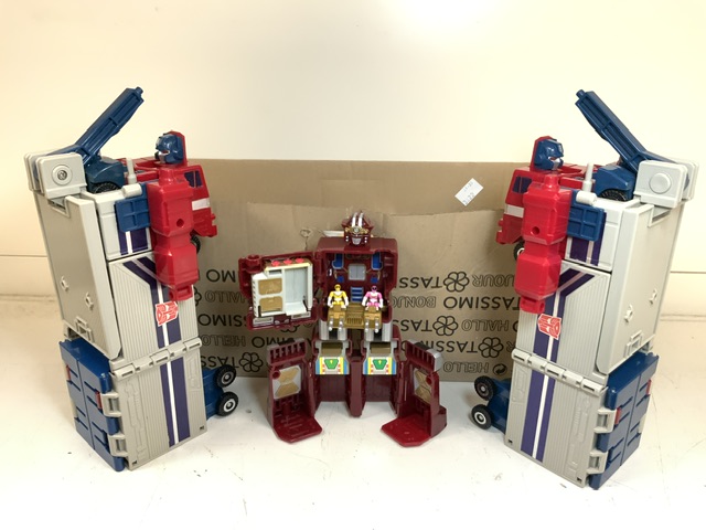 VINTAGE TRANSFORMERS, TOMY AND MORE - Image 2 of 4