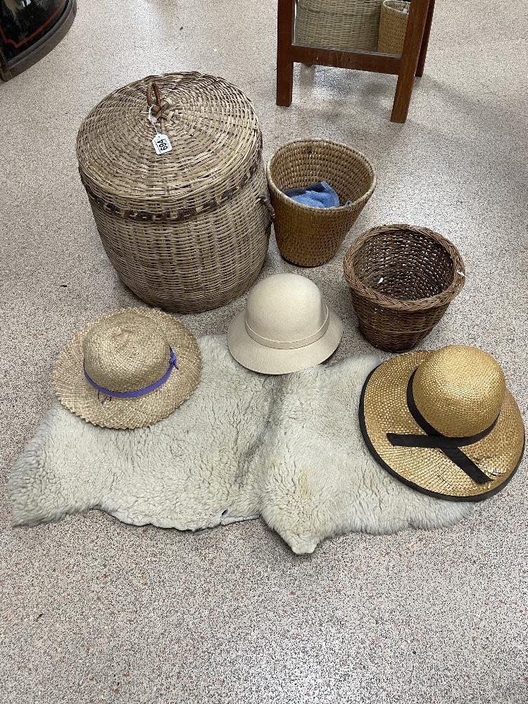 MIXED ITEMS, INCLUDES BASKETS AND A VINTAGE BACCARAT HAT