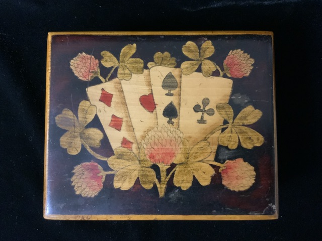 VINTAGE PLAYING CARD BOX WITH VINTAGE PEN KNIVES, GIRL GUIDES (494338), SHARP'S TOFFEE, WATTS - Bild 6 aus 6