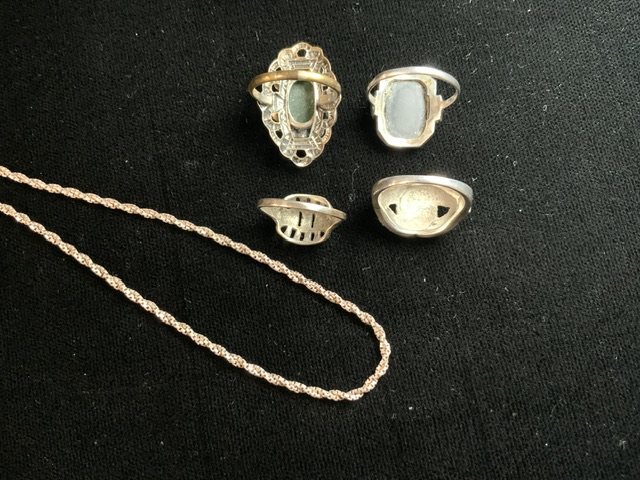 MIXED SILVER JEWELLERY RINGS AND CHAIN - Image 6 of 6