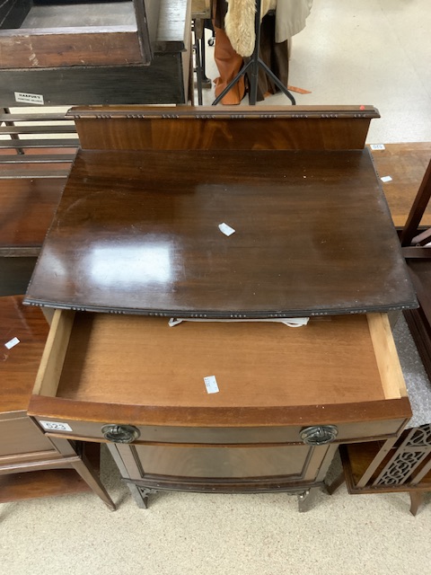 ANTIQUE CABINET BOWFRONTED WITH TOP DRAWER ALSO BEDSIDE CHEST BOTH IN MAHOGANY - Image 6 of 6