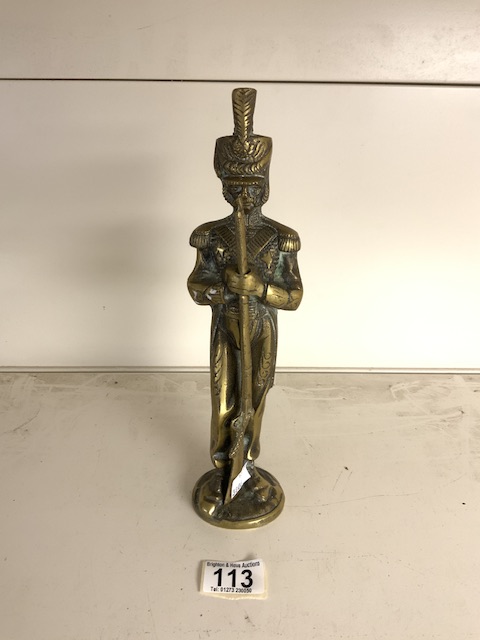 HEAVY BRONZE SOLDIER WITH RIFLE 29CM