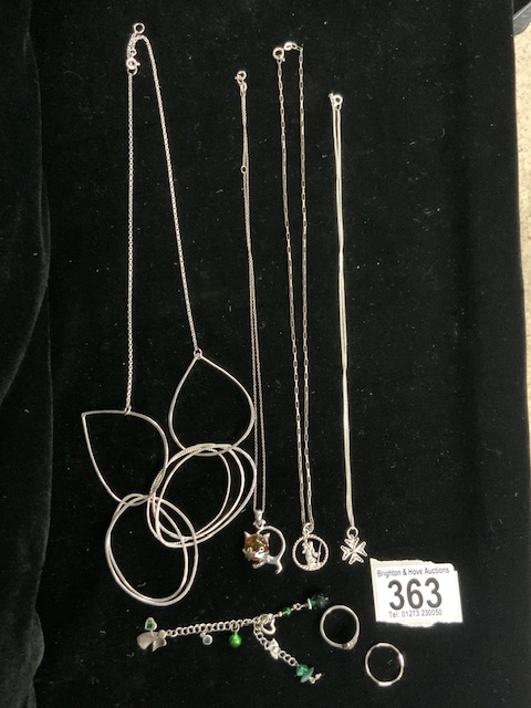 925 SILVER CHAIN AND PENDANTS, RING AND MORE TOTAL WEIGHT 33.1 GRAMS