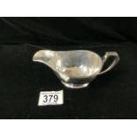 HEAVY HALLMARKED SILVER OVAL SAUCE BOAT WITH CAST BORDERS DATED 1949 BY GLADWIN LTD 15CM 188 GRAMS
