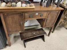 EDWARDIAN WOODEN DESK WITH A BOOK STAND 108 X 47CM