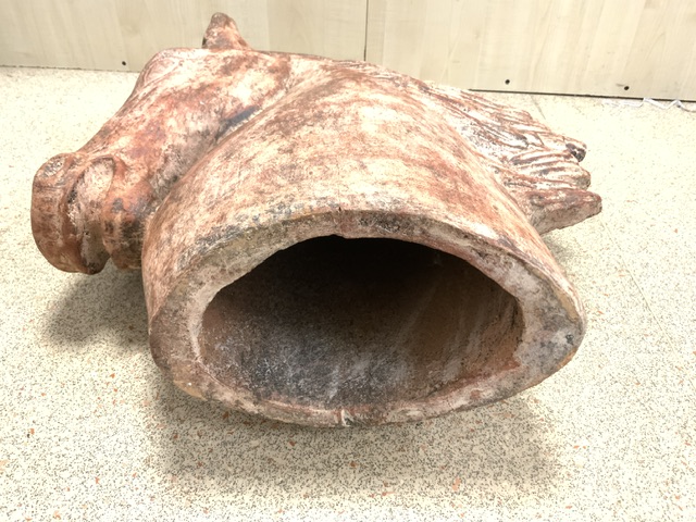 LARGE CERAMIC STATUE OF A HORSE'S HEAD A/F (BROKEN PART OF THE MANE ONLY) 66CM - Image 4 of 4