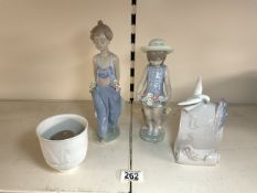FOUR PIECES OF LLADRO SOCIETY COLLECTORS CLUB, LARGEST PIECE 27CM