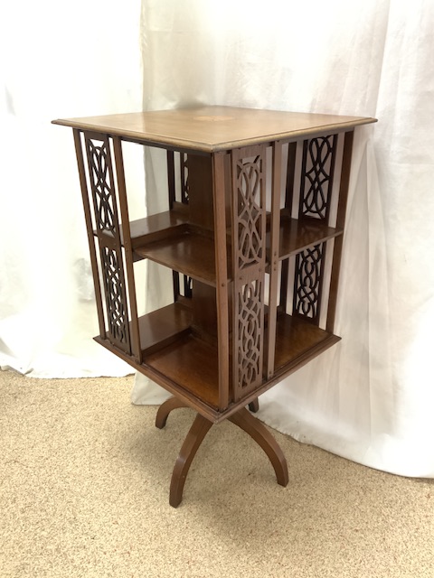 EDWARDIAN MARQUERTY INLAID REVOLVING BOOKCASE WITH FRET WORK DESIGN 81CM - Image 4 of 5