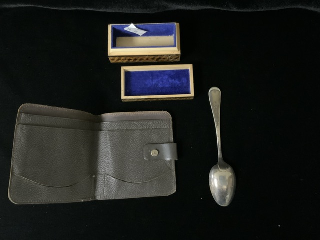 VINTAGE RAF LEATHER WALLET, TREEN BOX AND A VETERANS CLUB TEA SPOON - Image 3 of 5