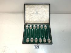 SET OF TWELVE ART DECO HALLMARKED SILVER SEAL END COFFEE SPOONS DATED 1925 BY MAPPIN & WEBB (