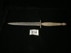 ANTIQUE FIGHTING DAGGER FROM WILKINSON OF LONDON 29CM