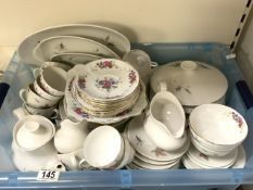 LARGE QUANTITY OF ROYAL DOULTON TUMBLING LEAVES PATTERN DINNER, TEA SERVICE WITH A ROYAL STANDARD