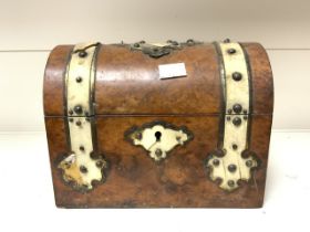 19TH-CENTURY WALNUT TEA CADDY WITH BRASS DETAIL; 22.5 X 17.5CM