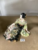 JAPANESE LADY IN PORCELAIN MADE IN ITALY; 22CM