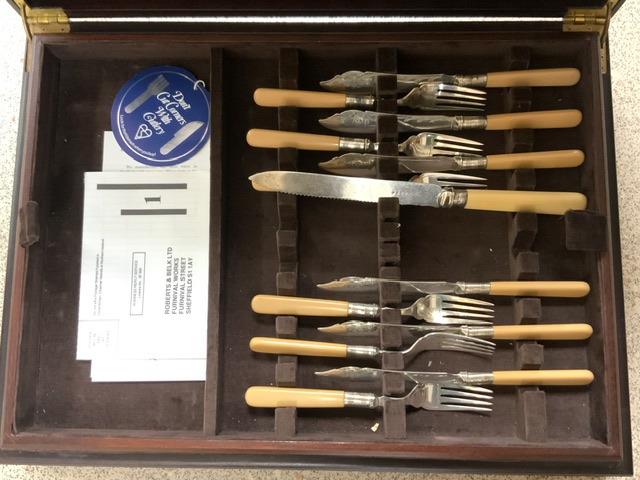 ROBERTS & BELK PART CANTEEN OF SILVER-PLATE CUTLERY - Image 2 of 5