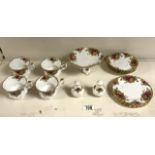 FIFTEEN PIECES OF ROYAL ALBERT COUNTRY ROSES
