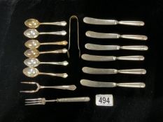 A SET OF SIX STERLING SILVER HANDLED BUTTER KNIVES; SHEFFIELD 1920; PLATED BLADES; HANDLES WITH REED