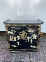 CHINOISERIE BLACK LACQUERED CHINESE COCKTAIL CABINET; 100 X 102CM