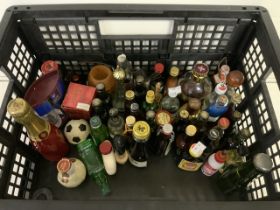 QUANTITY OF ALCOHOL MINIATURES, PORT, VODKA, BACARDI, PERNOD AND MORE