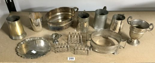 MIXED PLATEDWARE INCLUDES TANKARDS, TOAST RACKS AND MORE