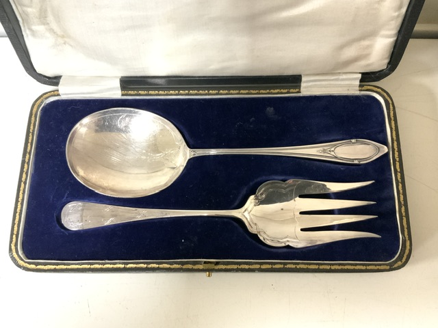 MIXED CANTEEN OF CUTLERY INCLUDES RETRO AND SILVER-PLATED - Image 3 of 7