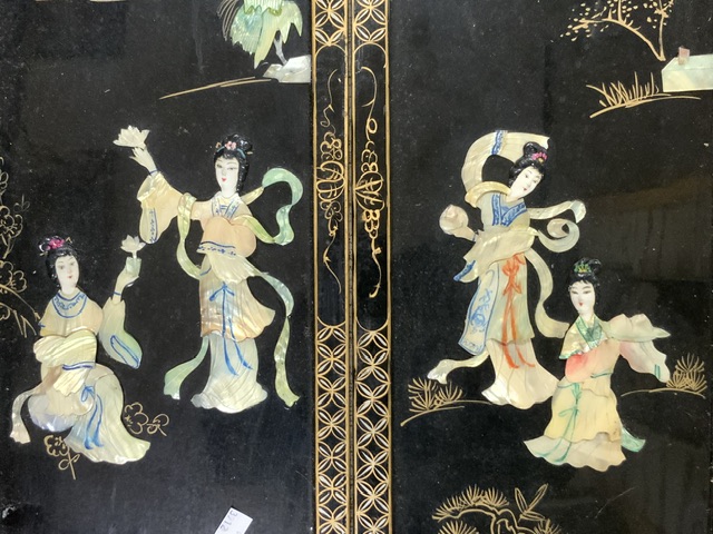 TWO BLACK LACQUERED ORIENTAL PANELS WITH MOTHER OF PEARL AND GILDING DECORATION; 70 X 25CM - Image 2 of 4