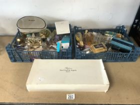 LARGE QUANTITY OF PERFUME BOTTLES MANY WITH USED PERFUME INSIDE