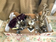 MIXED SILVER PLATED FLATWARE AND OTHER SILVER PLATED ITEMS