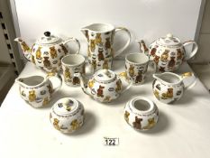 PAUL CARDEW TEDDY BEAR PICNIC PART TEA SET