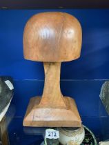 WOODEN MILLINERS HAT STAND; 36CM