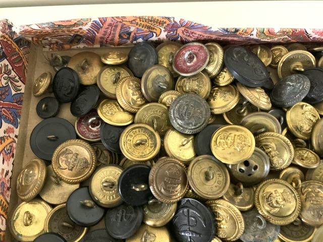 QUANTITY OF BRASS MILITARY ROYAL NAVY DRESS BUTTONS - Image 2 of 6