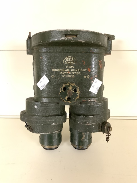 HEAVY MILITARY BINOCULAR GUNSIGHT BY ROSS OF LONDON - Image 2 of 5