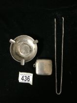 A STERLING SILVER VESTA CASE, BIRMINGHAM 1945, PLAIN, A STERLING SILVER COMMEMORATIVE ASHTRAY,