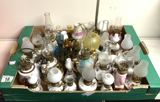 LARGE QUANTITY OF MINI OIL LAMPS OF VARIOUS SORTS