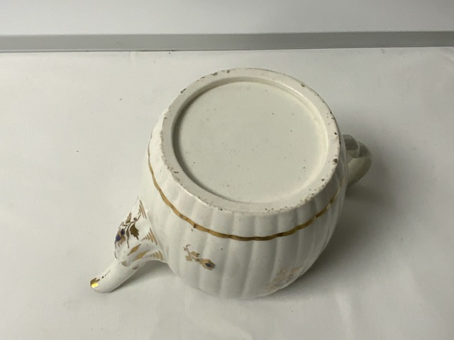 18TH CENTURY ENGLISH PORCELAIN CIRCULAR RIBBED TEAPOT, WITH A SPARROWBEAK CREAM JUG, TWO CUPS AND - Image 13 of 13