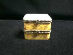 VINTAGE CHINESE TRINKET BOX 7 X 4.5CM