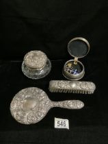 A STERLING SILVER MOUNTED DRESSING TABLE SET, BIRMINGHAM 1979 / 1981, EMBOSSED FOLIATE SCROLL