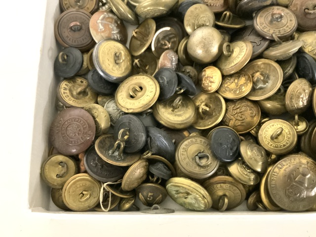 MAINLY MIXED MILITARY BRASS DRESS BUTTONS - Image 3 of 6