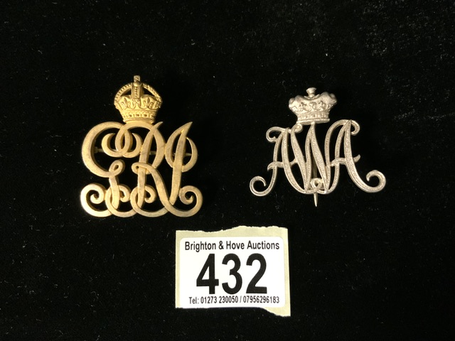 AN INDIAN GENERAL SERVICE CORPS METAL CAP BADGE AND A BAGDE OF 129TH DUKE OF CONNAUGHTS OWN