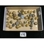 QUANTITY OF MILITARY BRASS BUTTONS, BADGES, A.FONSON BRUX, S.S LTD, WATERBURY.CO, AND MORE