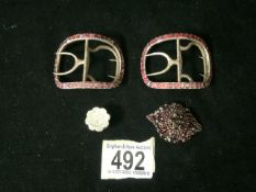 A PAIR OF ANTIQUE GILT METAL SHOE BUCKLES; SET WITH RED STONES, AN ANTIQUE GILT METAL PENDANT