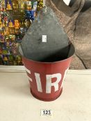 RETRO METAL FIRE WALL MOUNT CONTAINER; 33CM