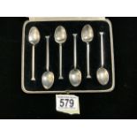 A CASED SET OF SIX SEAL TOP TEASPOONS BY I.S.GREENBERG & CO; BIRMINGHAM 1937; LENGTH 9.5CM; WEIGHT