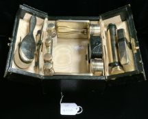 ASPREYS - EDWARDIAN LEATHER LADIES TRAVELLING TOILET CASE WITH FITTED SILVER GILT INTERIOR DATED