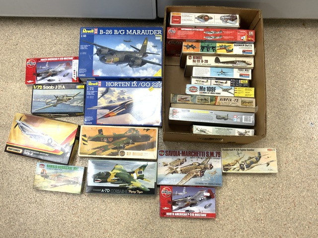 LARGE QUANTITY OF VINTAGE MODEL MILITARY AIRCRAFTS; REVELL; AIRFIX AND MORE - Image 2 of 2